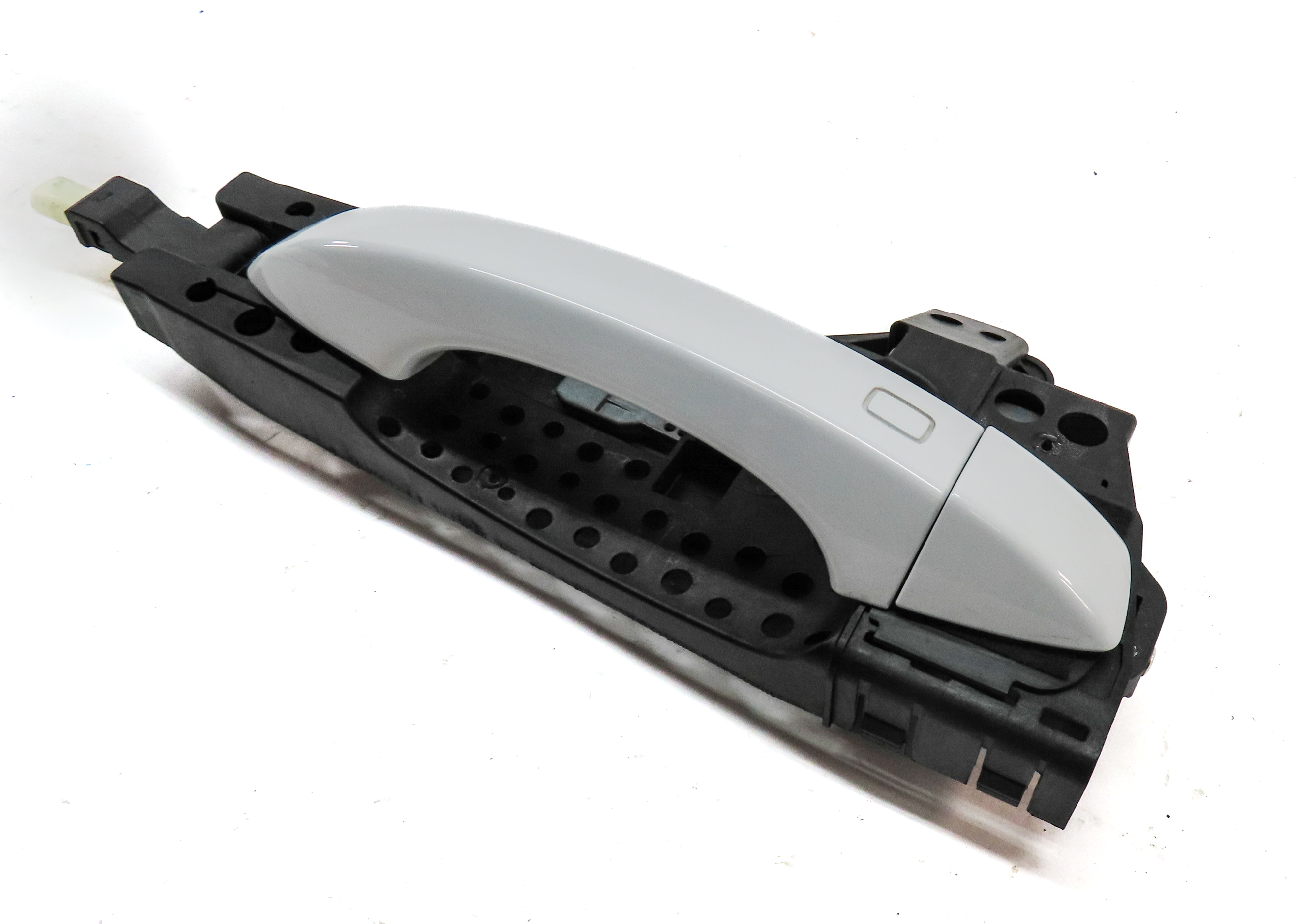 2017-2020 AUDI Q7 (4M) REAR RIGHT PASSENGER KEYLESS DOOR HANDLE (White) — exact item pictured